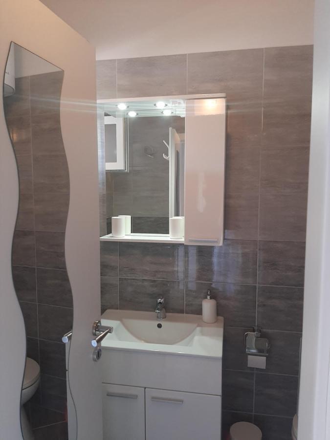 Apartment Enis Barbariga Extérieur photo